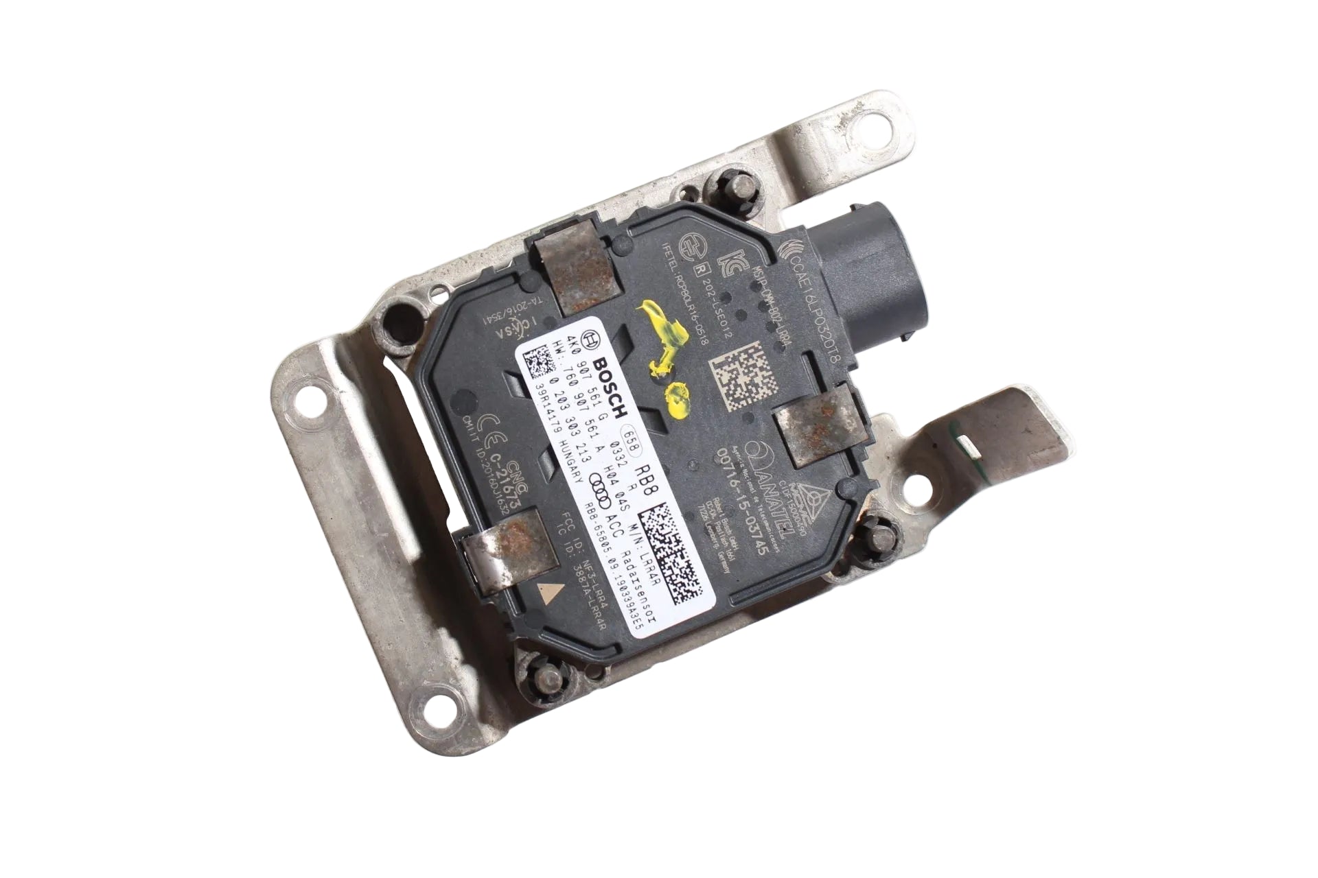 Audi - A6 (4A2, C8) - sensor radar