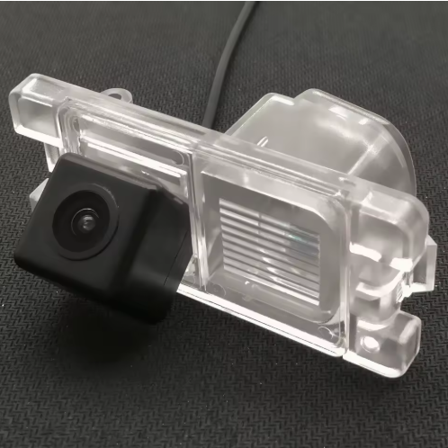 Mitsubishi Triton L200 geri görüş kamerası