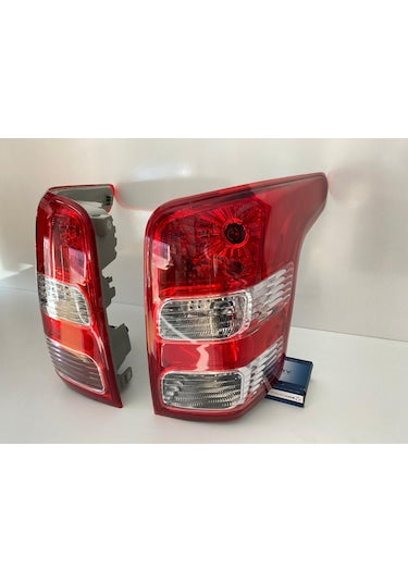 Mitsubishi L200 Stop Lambası Takım Sağ - Sol