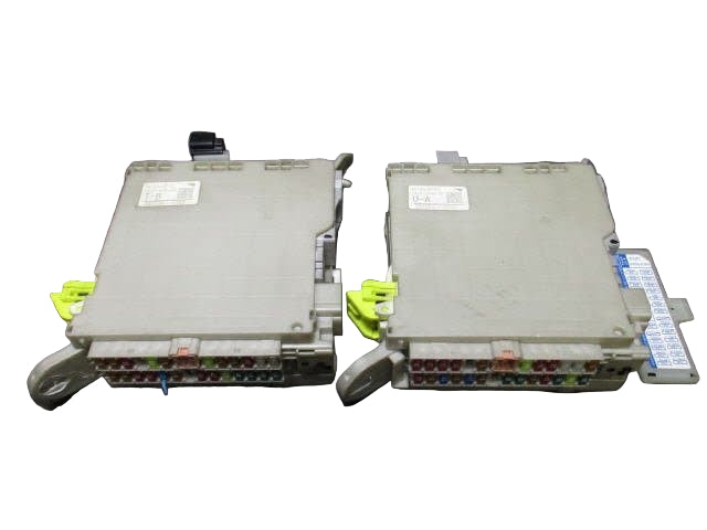 Lexus LS DBA-USF40 Sigorta Kutusu 82730-50730