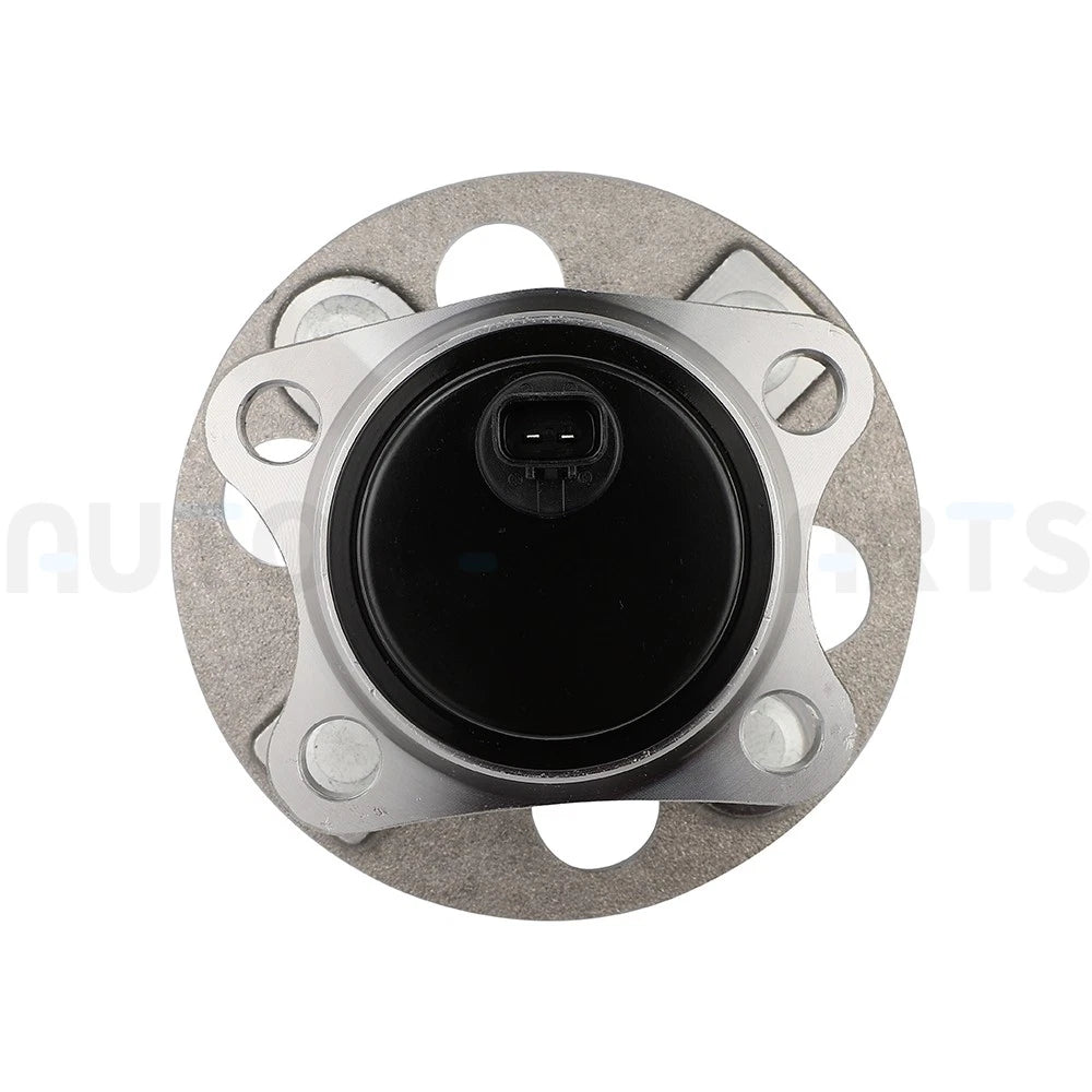 Toyota Yaris Hatchback 2015-2019 Arka Taraf FWD 1 Adet Tekerlek Göbeği Yatağı